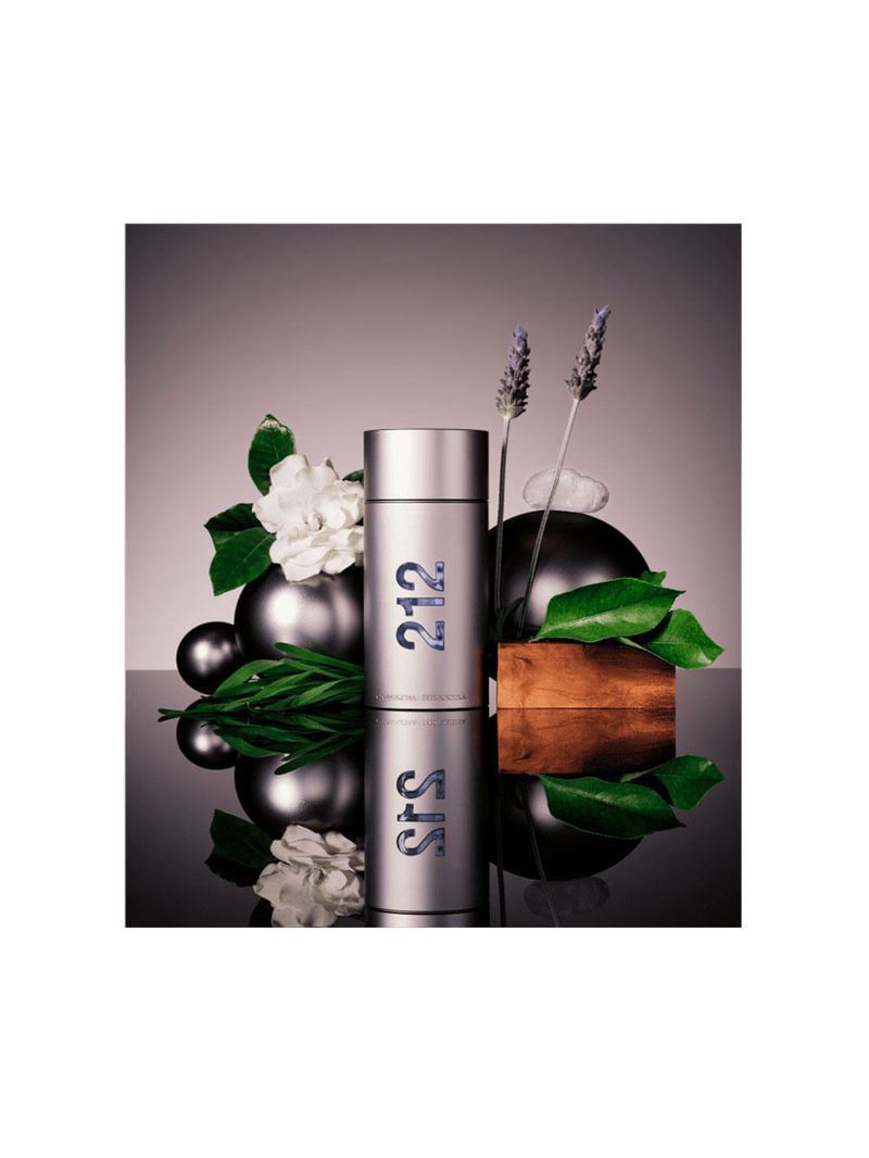 Carolina Herrera 212 Men NYC Eau de Toilette - Perfume Masculino