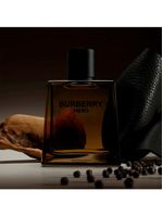 Burberry Hero Parfum Intense - Perfume Masculino