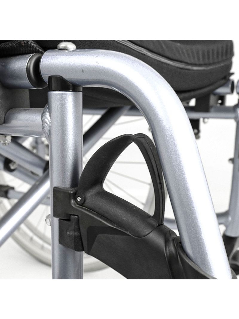 Cadeira de Rodas Dobrável D600 Dellamed - Tamanho 40cm