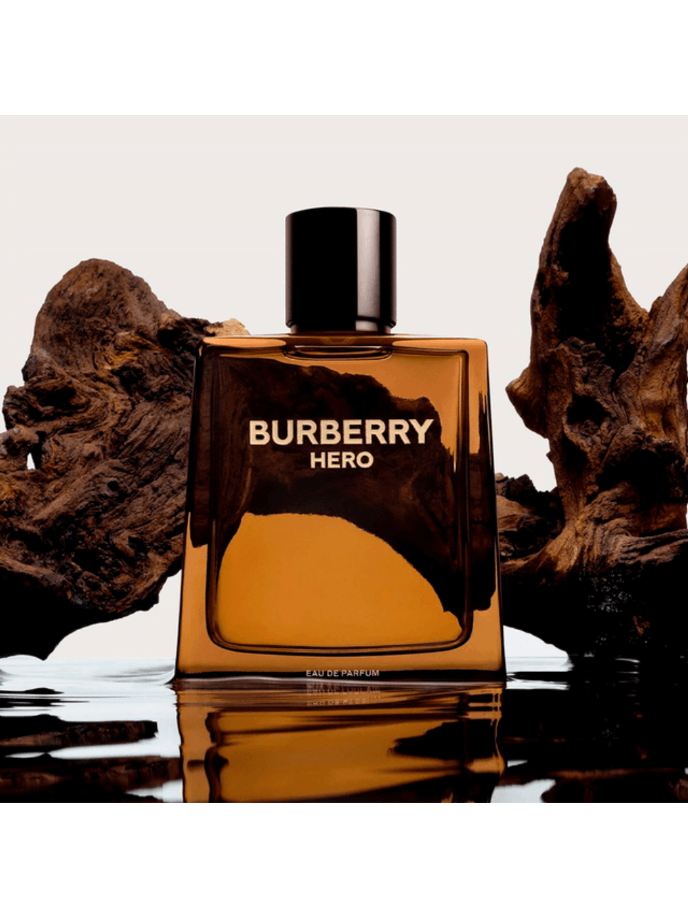 BURBERRY HERO オードパルファン　100ml Burberry Hero Eau de Parfum - Perfume Masculino 100ml - Drogaria