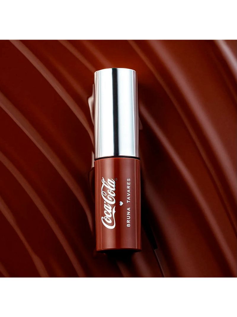 Lip Oil Bruna Tavares Coca-Cola Spicy Marrom Neutro 4,75ml