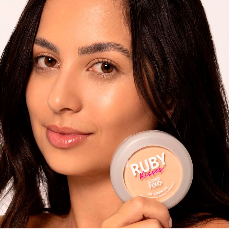 Ruby Kisses Super Fixo - Pó Compacto 131