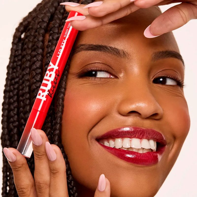 Ruby Kisses Lip Fix Glossy Tint - Gloss Labial Cherry Kiss