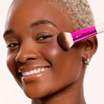 Ruby Kisses Multifunctional Brush - Pincel Multifuncional para Maquiagem