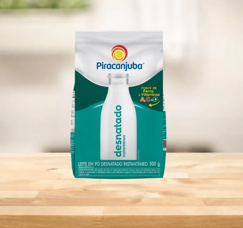 Leite em Pó Desnatado Instantâneo 500g Pouch Piracanjuba 1