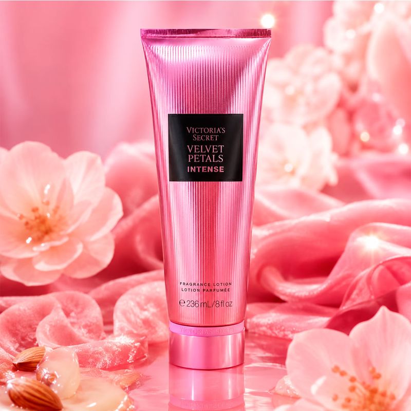 Victoria's Secret Velvet Petals Intense - Body Lotion 236ml