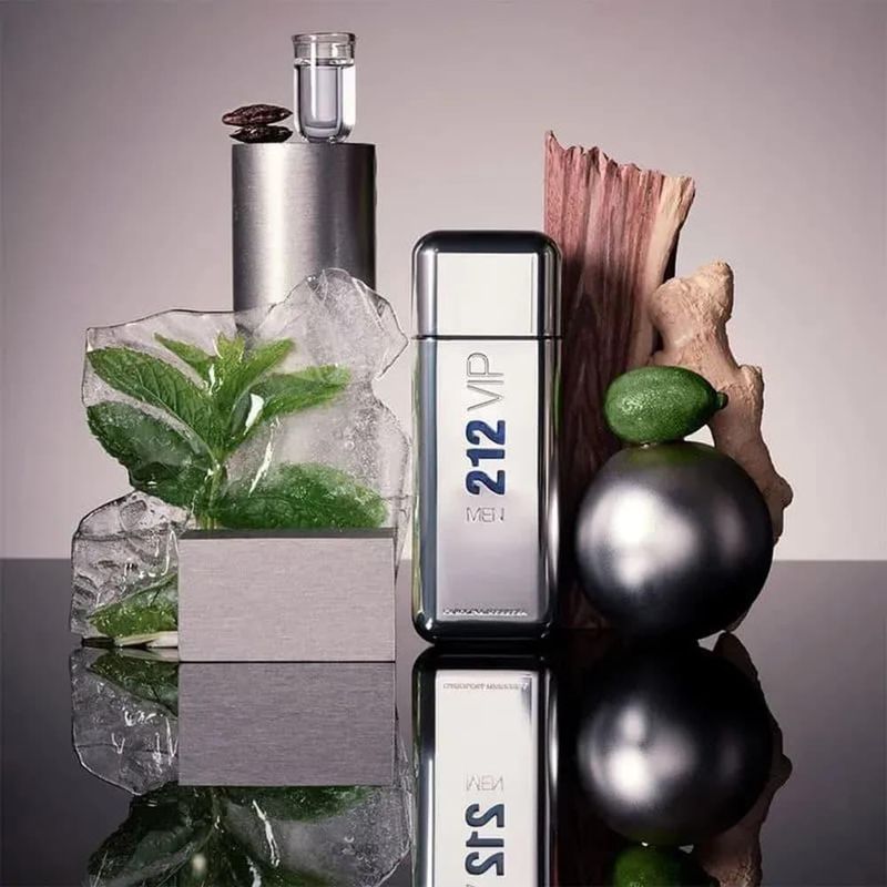 Perfume 212 Vip Men Eau De Toilette Masculino Carolina Herrera 100ml