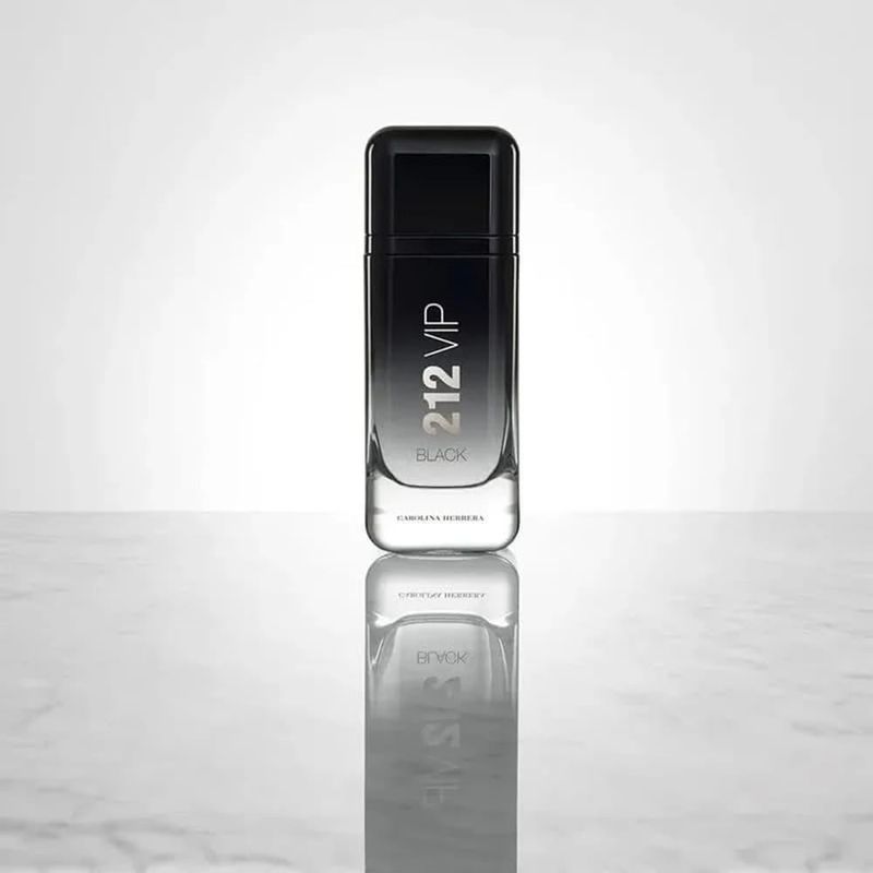 Perfume 212 VIP Black Eau De Parfum Masculino Carolina Herrera 200ml
