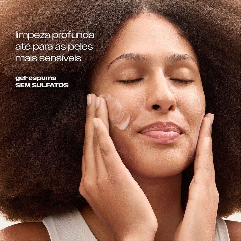 Limpador Facial Extrato de Moringa Sallve 240ml Refil